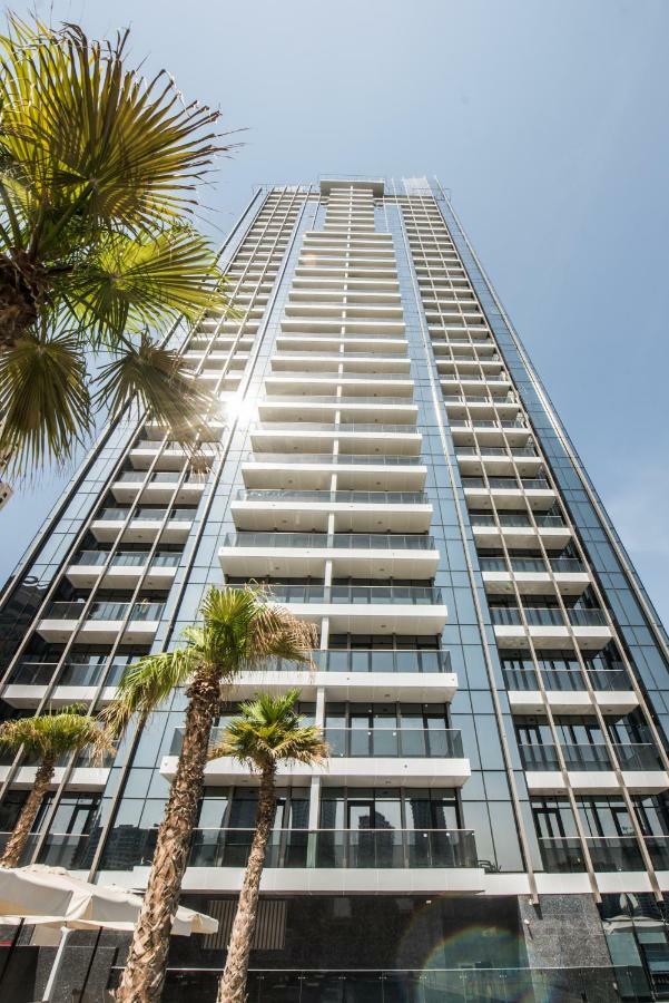 Fantastay Sparkle Tower One Bedroom Suite Marina View Dubai Exterior foto
